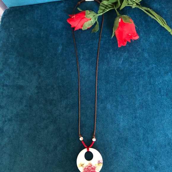 Flower Rope Necklace 🌸 - Picture 8 of 8